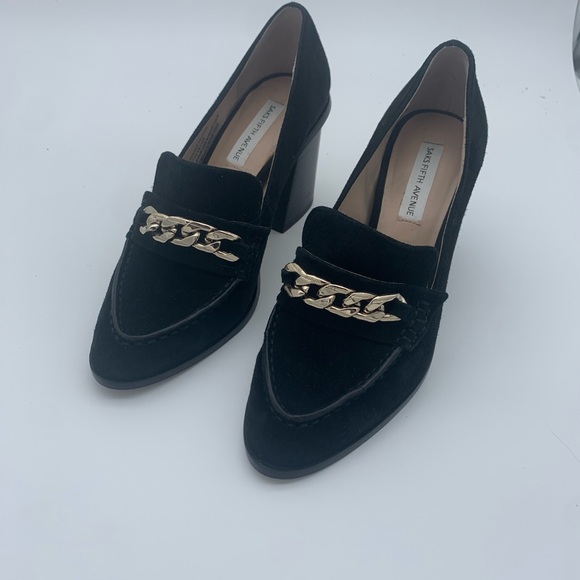 Saks Fifth Avenue Black Suede Heels with Gold Chain - Picture 1 of 6